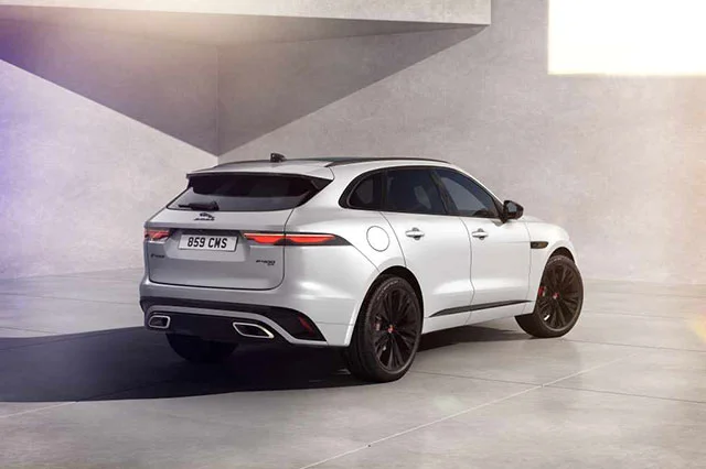 Jag F PACE 22MY 03 R Dynamic Black Exterior Rear 3 4 110821