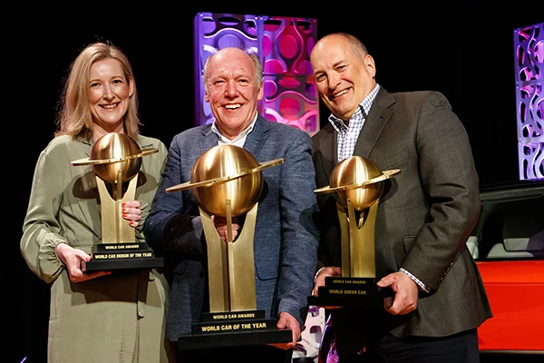 Jaguar Ipace Car of the Year 2019 1