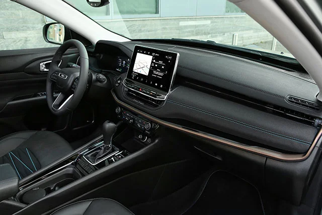 04 Jeep Compass e Hybrid