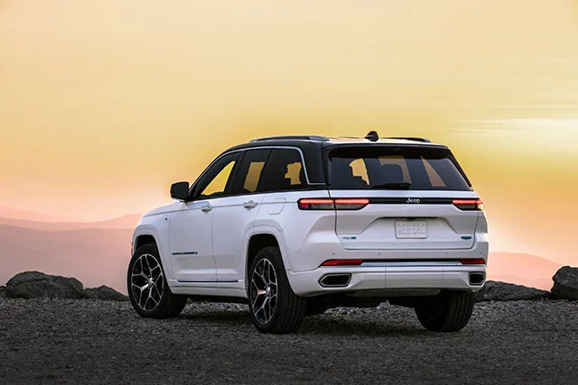Jeep Grand Cherokee 2022 10
