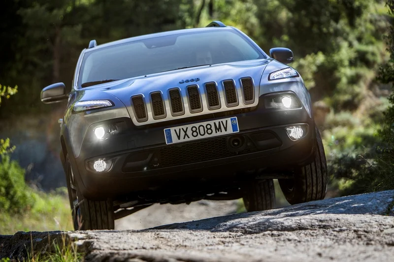 Jeep Cherokee 4