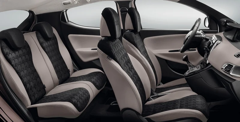 Lancia Ypsilon 2016 3