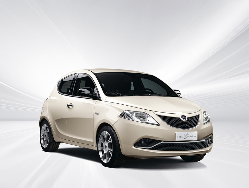 Lancia Ypsilon 2016 4