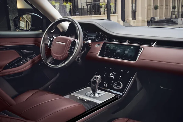 Range Rover Evoque 2 2019 1