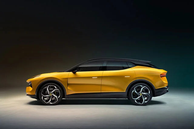 04 Lotus Eletre Yellow Studio Profile