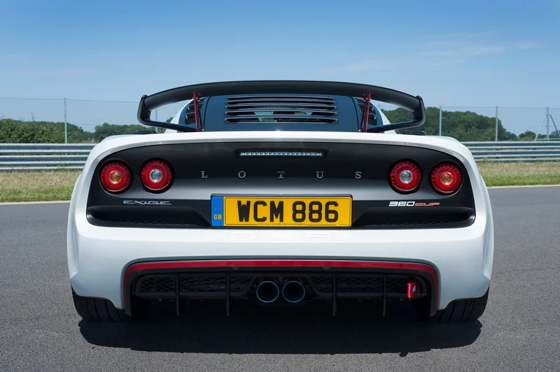 Lotus Exige Cup 360 5