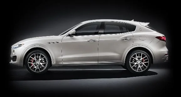 SUV Maserati Levante 3