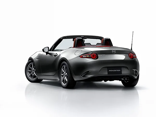 Mazda MX 5 1000 immariculations 3