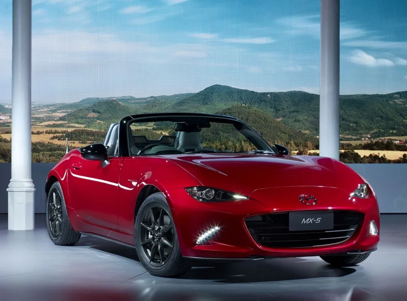 allnewMX5 unveiling MazdaSpace exterior 01  jpg72