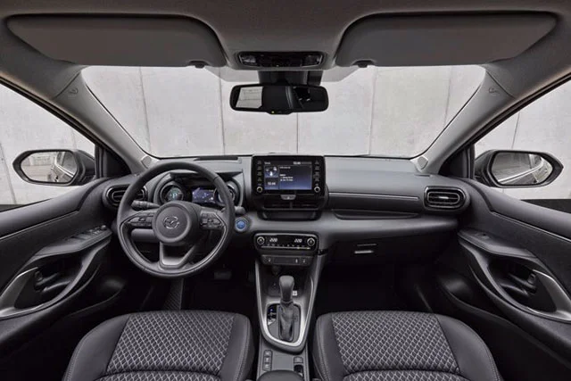 Mazda 2 Full Hybrid 3