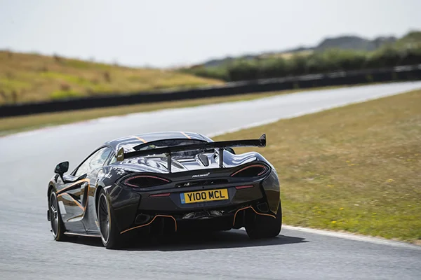 McLaren 620 R MSO 2
