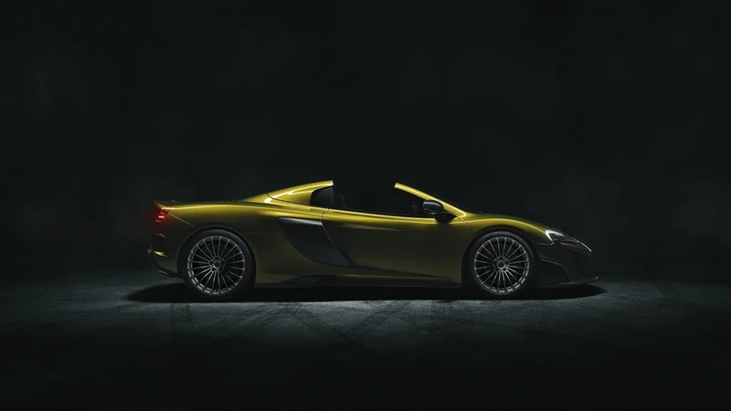 675LT Spider 001 3