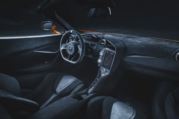 Large 12094 720S Le Mans Grey Interior McLaren Orange Exterior