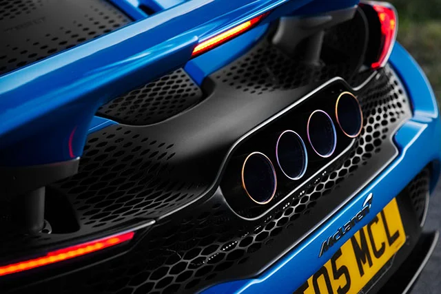McLaren765LTSpider 2