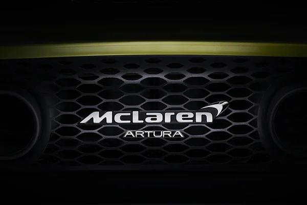 Mc Laren Artura 2