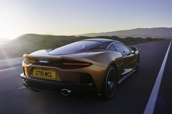 Mc Laren GT 2