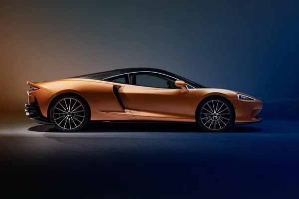 Mc Laren GT 6