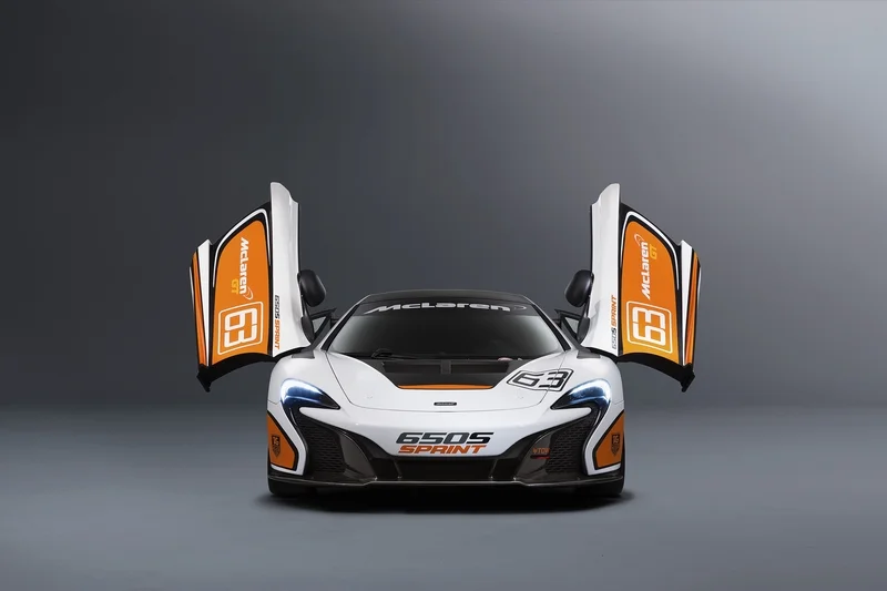 McLaren650GTSprinthead-on 4c-Edit