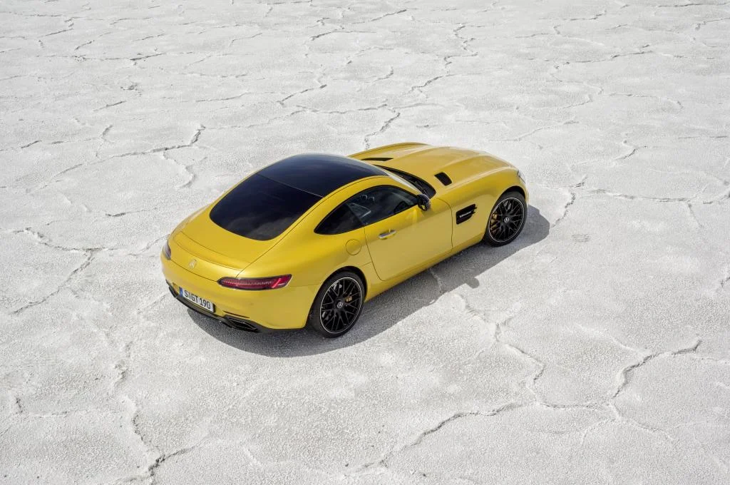 Mercedes AMG GT  4