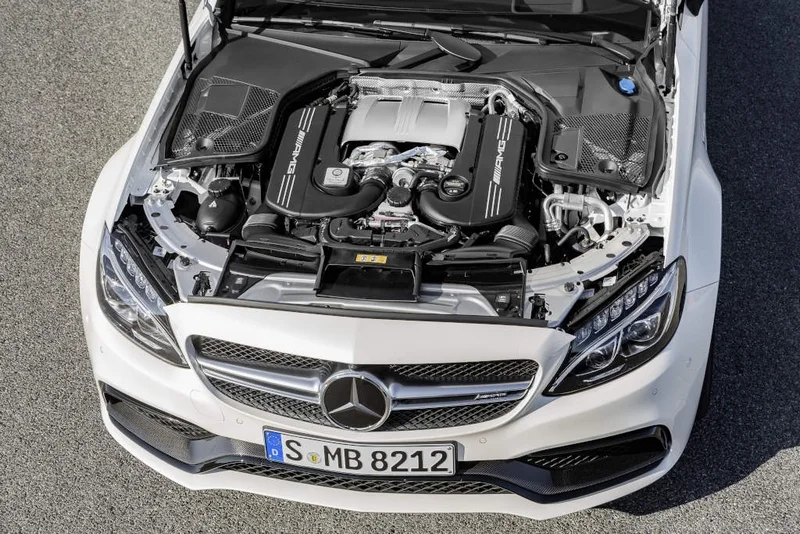 Mercedes C63 S Coupe AMG 6