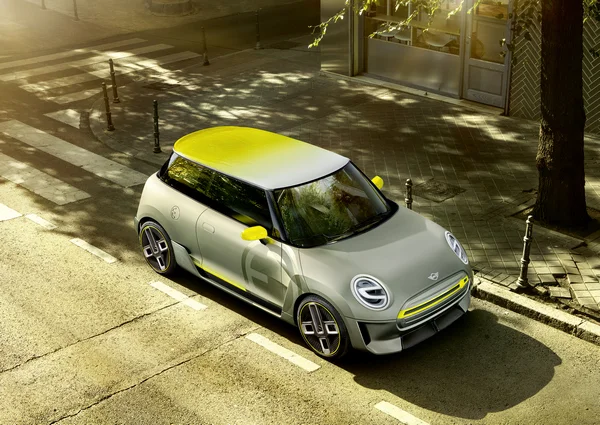 Mini électrique concept 4