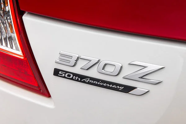 Nissan 370 Z anniversaire 4