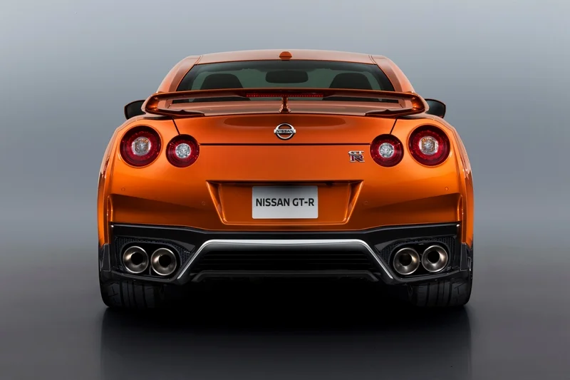 Nissan GT R 2017 4