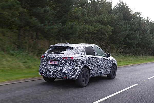 New Nissan Qashqai camo 11 source