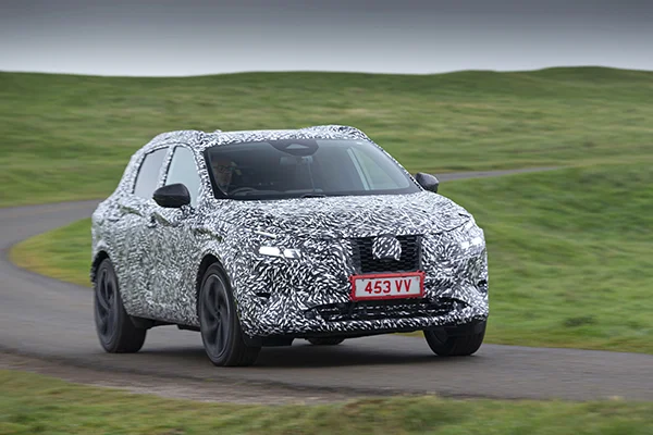 New Nissan Qashqai camo 2 source