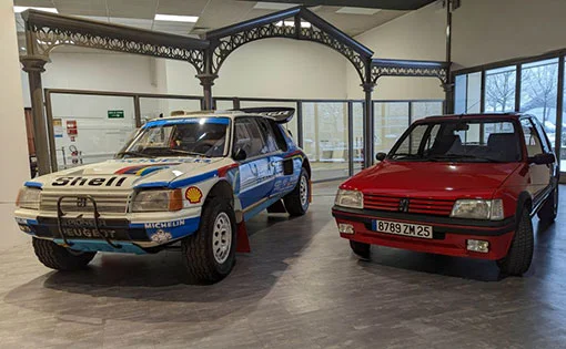 205 Peugeot un sacré numéro anniversaire intr