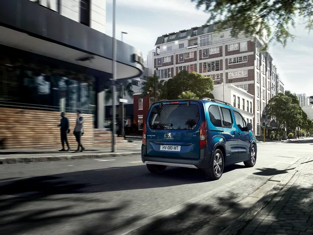 Peugeot e Rifter 2021 3