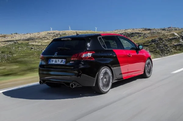 PEUGEOT 308GTI TESTDRIVE 2 cTibo 1