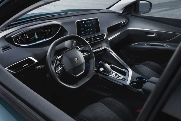 Nouveau SUV Peugeot 5008 2017 6