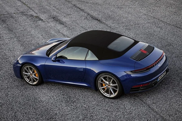 Porsche 911 Cabriolet 2019 6