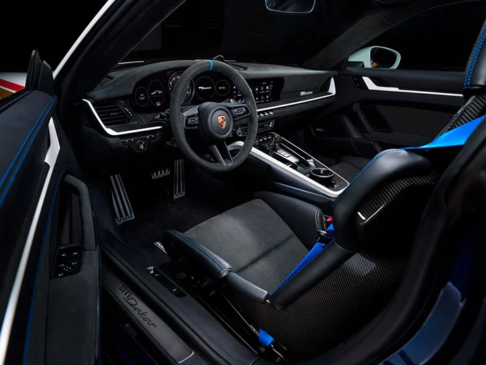 Porsche 911 Dakar interieur