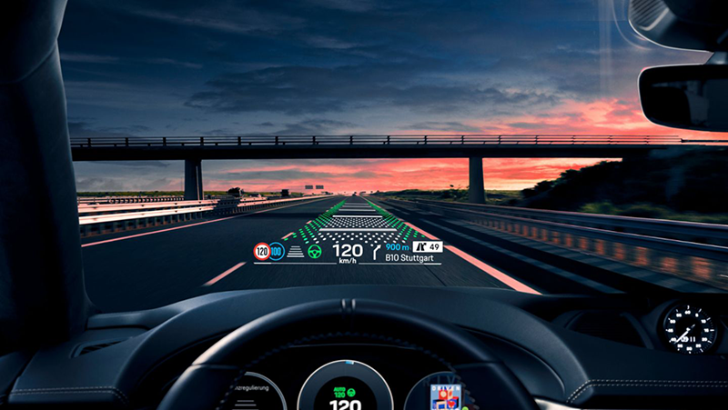 Macan Interior Head Up Display AR 1024x690 A3 RGB