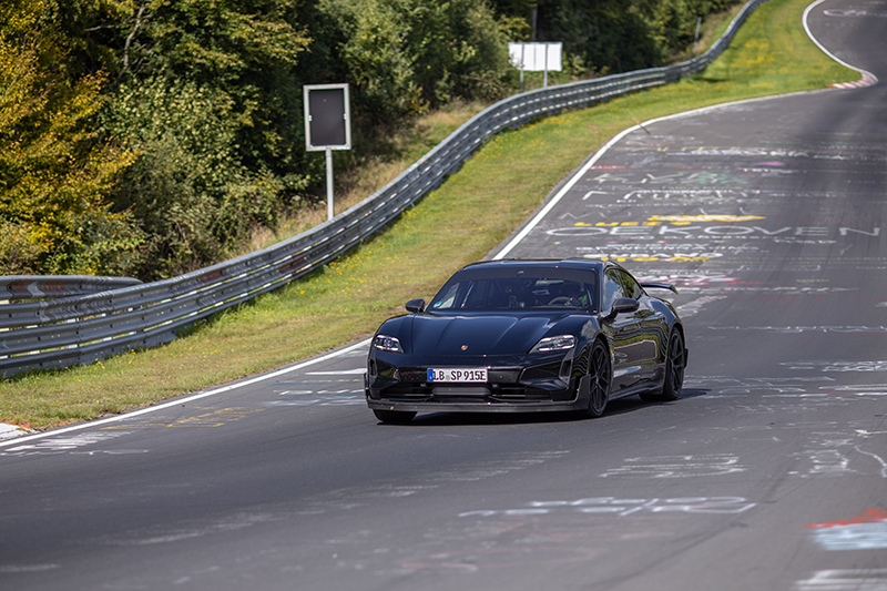 Record Nurburgring Taycan 2