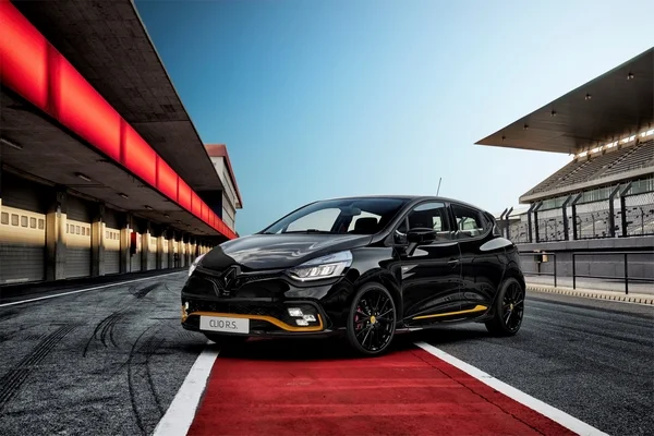 Clio RS 18 2018 1