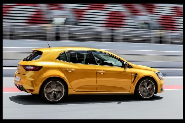 21214162 2018 Nouvelle Renault M GANE R S TROPHY