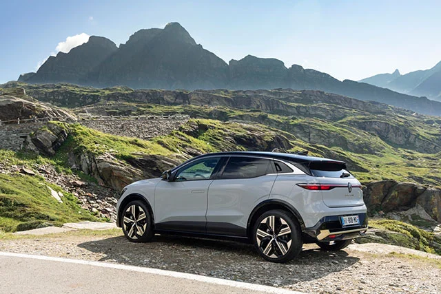 Nouvelle Megane E tech Electrique 2022 1