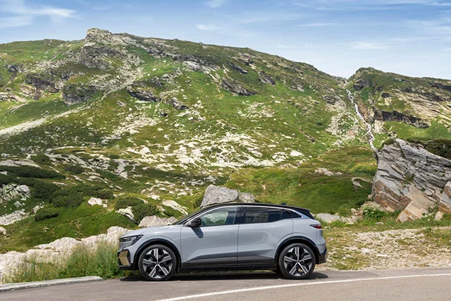 Nouvelle Megane E tech Electrique 2022 2