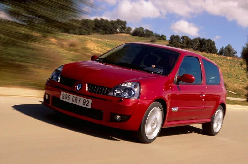 Clio 2 Sport 2.0Photo Nigel Harniman