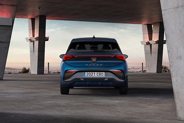CUPRA Born 04 HQ