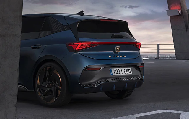 CUPRA Born 12 HQ