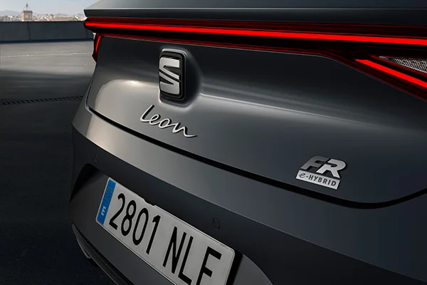 Leon Cupra Hybrid Rechargeable 2
