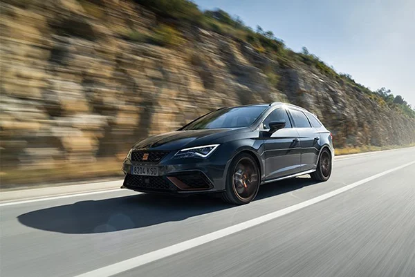 Leon Cupra R ST 1