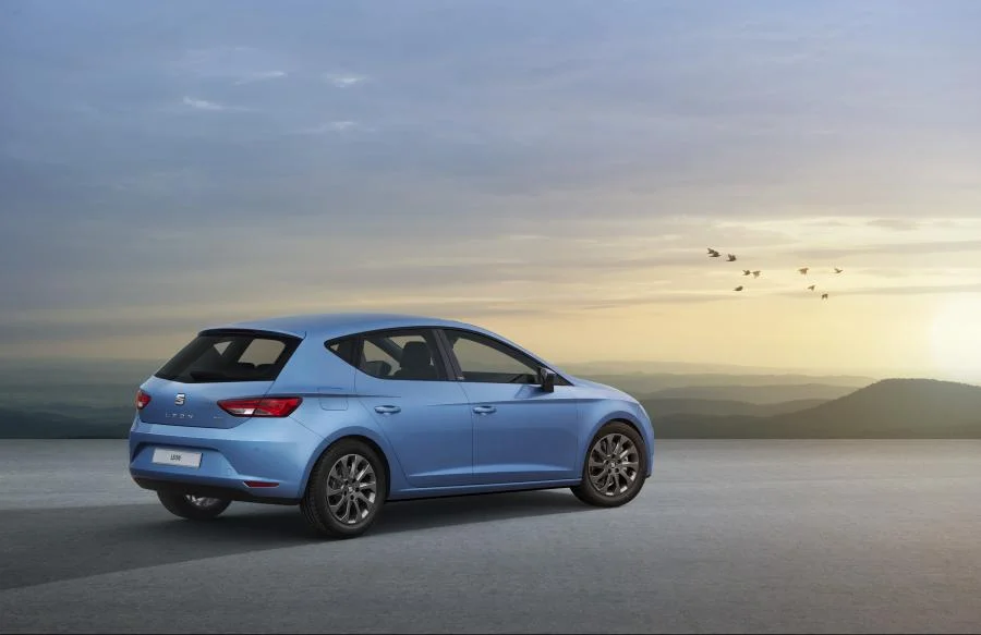 SEAT-LEON-5D-TGI-2
