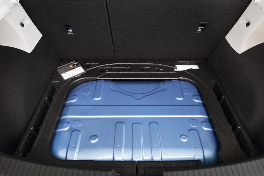 SEAT-LEON-5D-TGI3