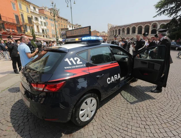 Seat Leon police italienne 3