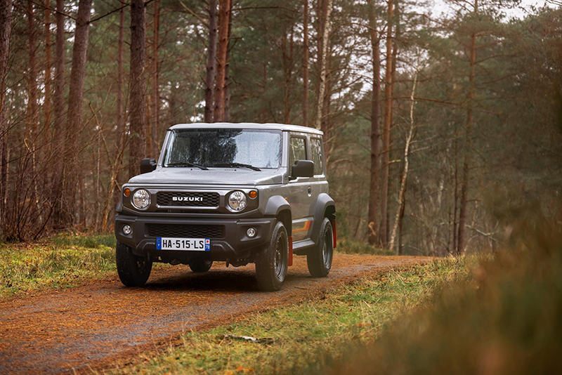 030 Suzuki Jimny